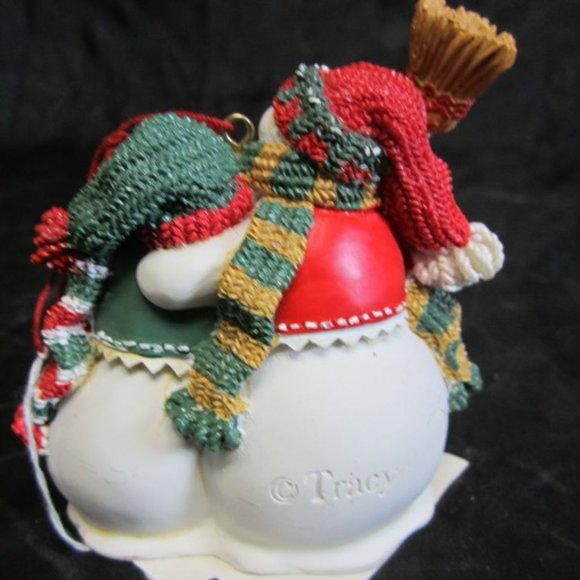 VINTAGE 2000 SILVESTRI SNOWMAN FAMILY ORNAMENT, RESIN, COUNTRY SNOWMAN MOTIF - Picture 5 of 6